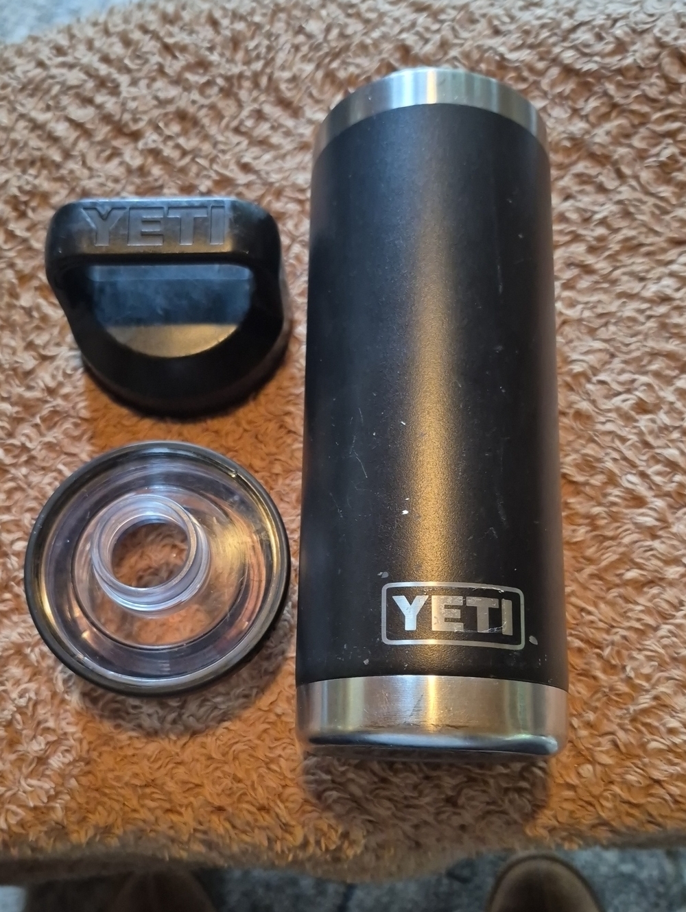 Yeti Black and Silver Stainless 532ml Rambler with Double Lids